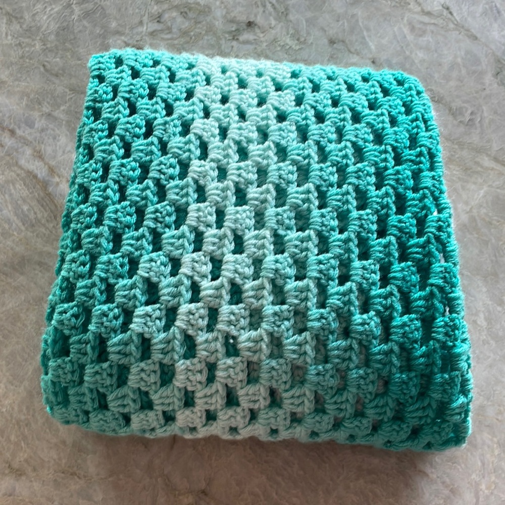 Handmade blanket green ombré and white